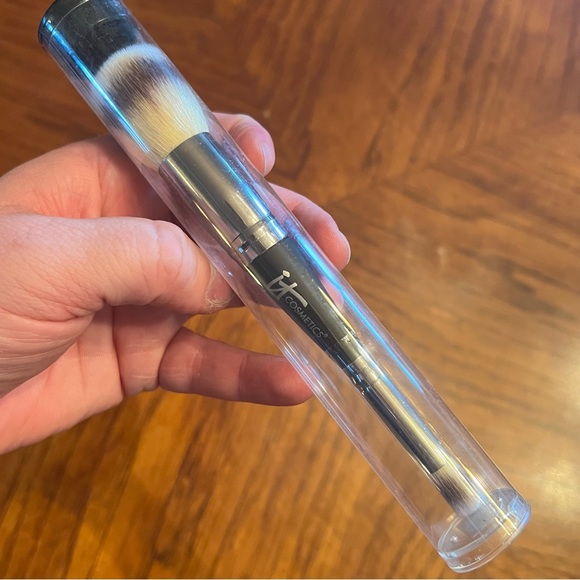 It Cosmetics Heavenly Luxe Complexion Perfection Brush No. 7 Dual Ended Sealed! - Picture 1 of 6